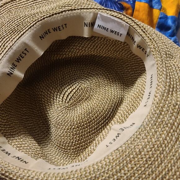 Nine West Woven Straw Floppy Beach Hat One Size - Picture 4 of 5
